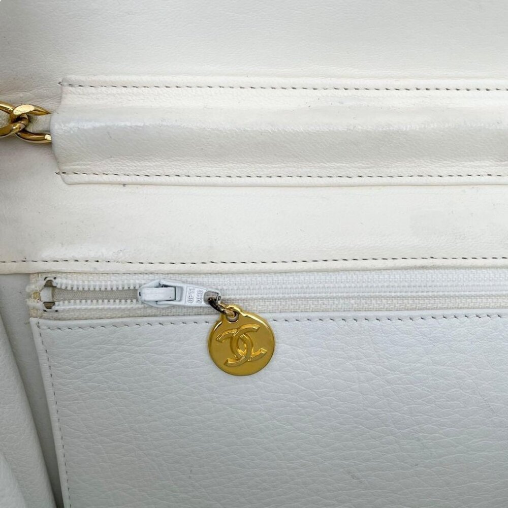 Authentic CHANEL Classic Single Flap Bag Quilted Matelasse Lambskin White Purse - Picture 12 of 15
